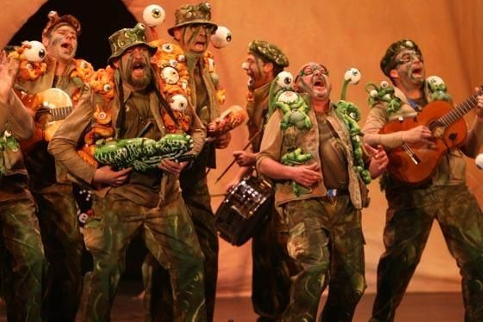 Los bichos (fuerzas nasales)