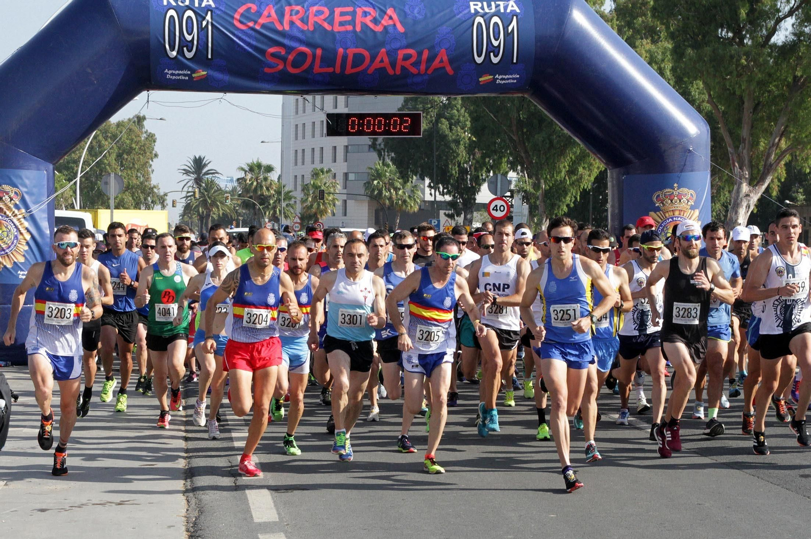 Imágenes de la Carrera Solidaria Ruta 091 organizada por la Policía Nacional