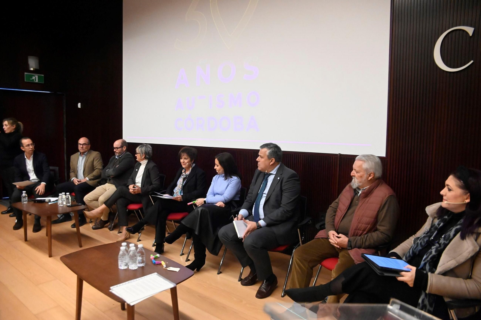 La mesa redonda sobre el tercer sector organizada por Autismo Córdoba, en imágenes