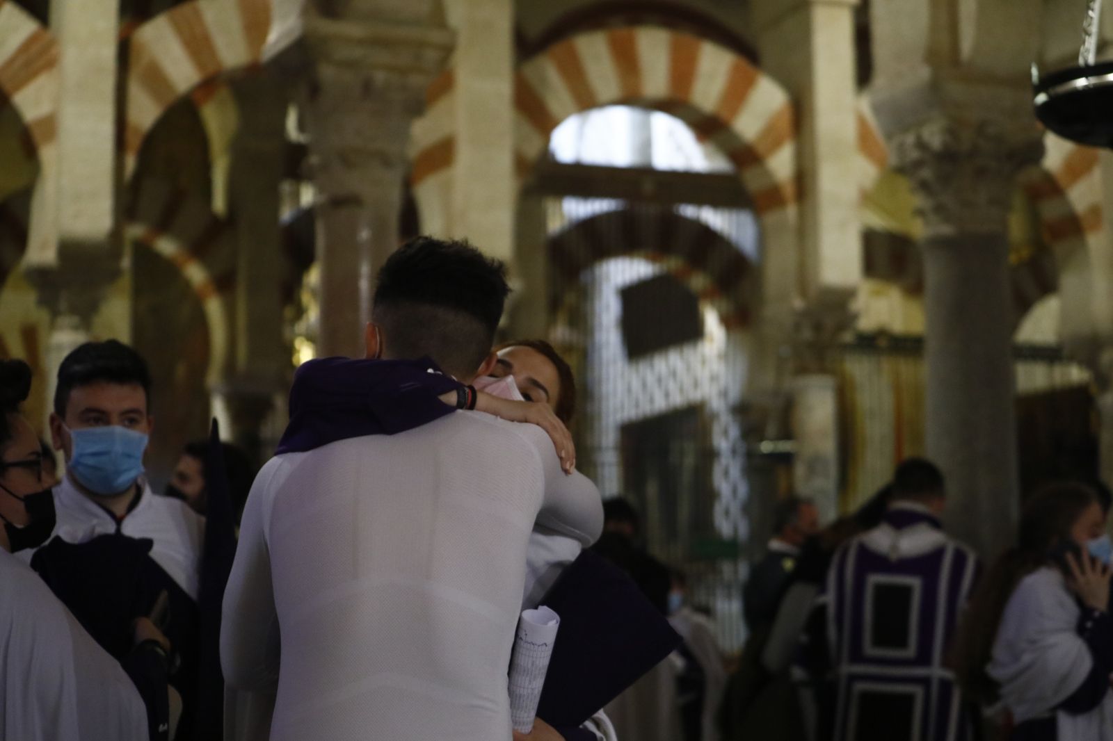 La hermandad de La Agonía de Córdoba suspende su procesión del Martes Santo, en imágenes