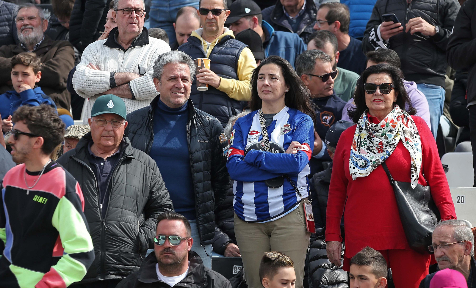 Fotos de la afición durante el Balona - Deportivo de La Coruña en el estadio municipal de La Línea