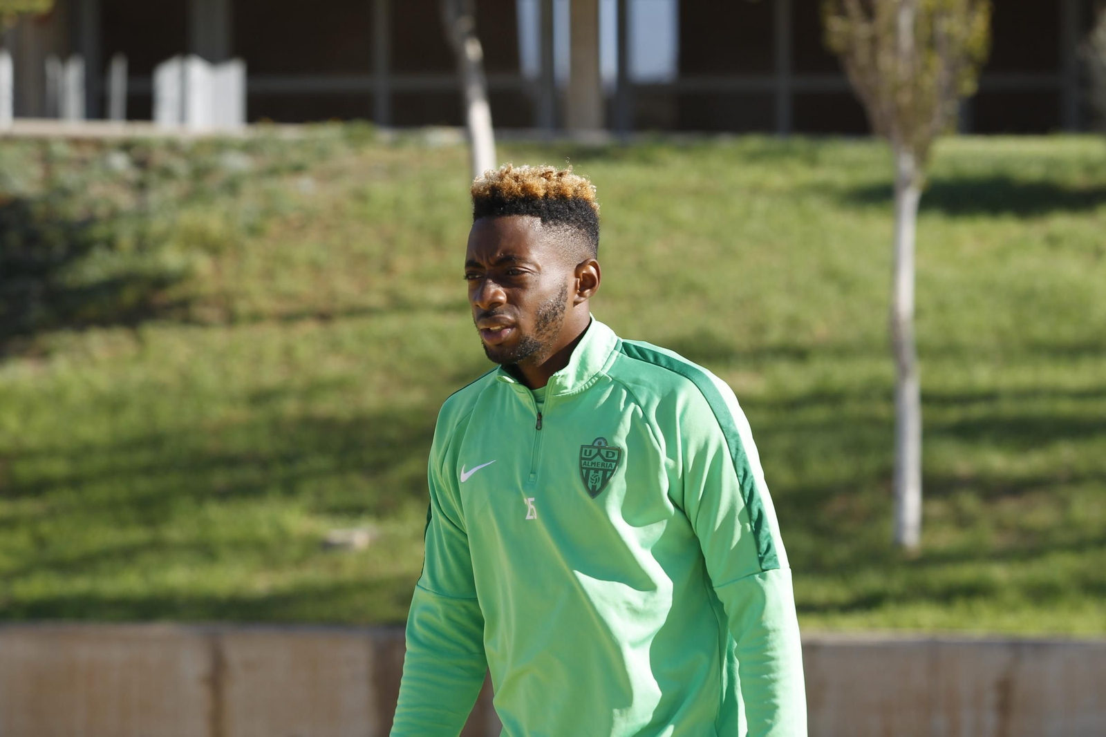 A Yan Eteki le resta un año de contrato y tiene una cláusula de 1’5 millones