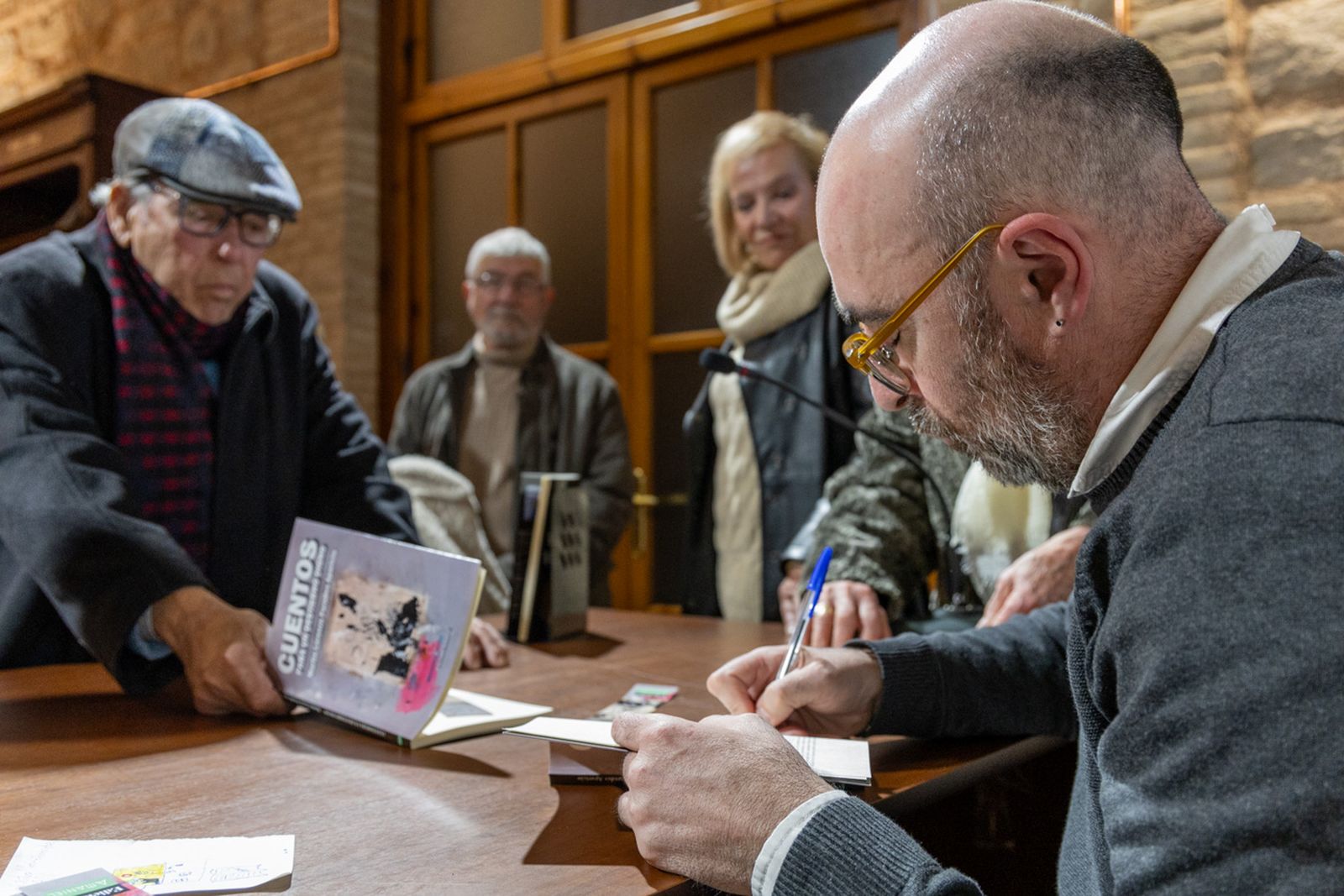 Presentación del libro 'Cuentos para un destierro digno' del autor jiennense Martín Paredes