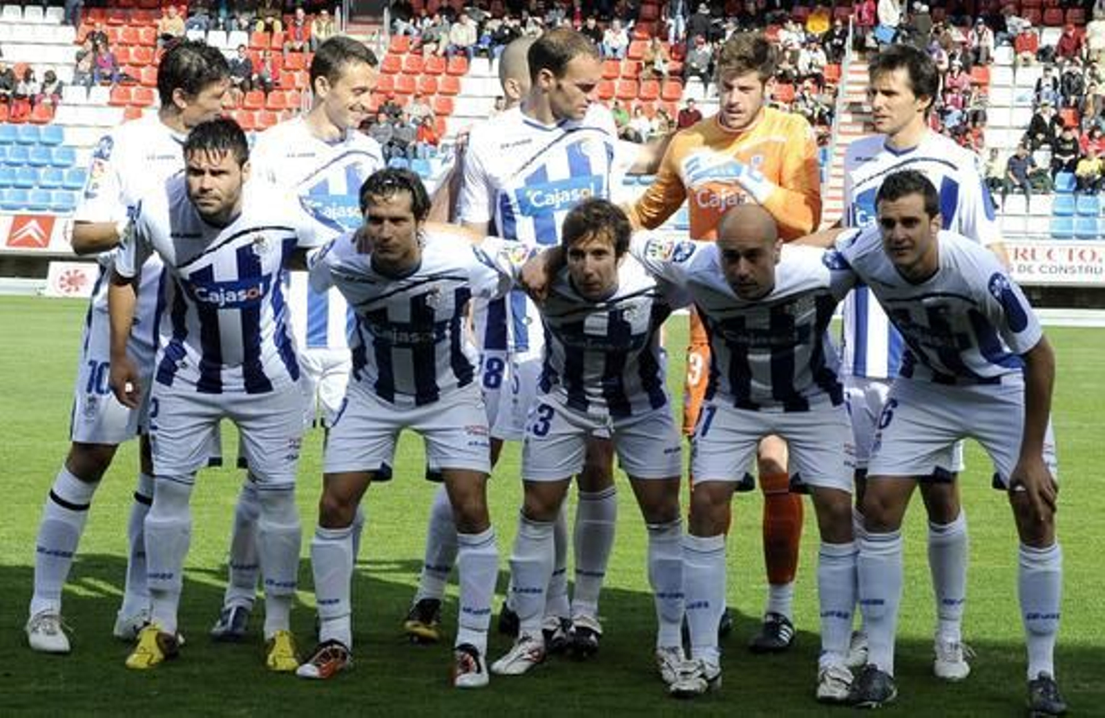El Recreativo deja casi sentenciada la permanencia tras ganar 0-2 al Numancia. / LOF