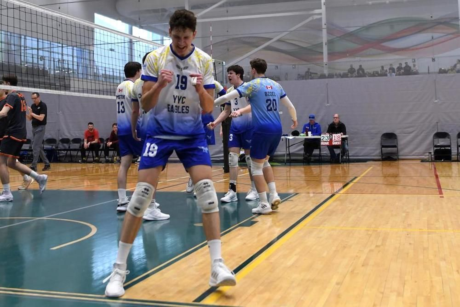 Filip tiene 18 años, mide 1'93 y posee grandes cualidades técnicas Filip tiene 18 años, mide 1'93 y posee grandes cualidades técnicas