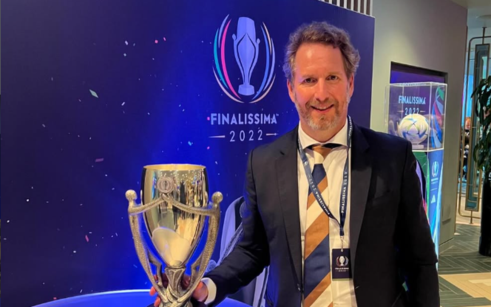 Martín Ink, presidente de Five Eleven Capital, con la Finalissima que ganó Argentina en 2022.