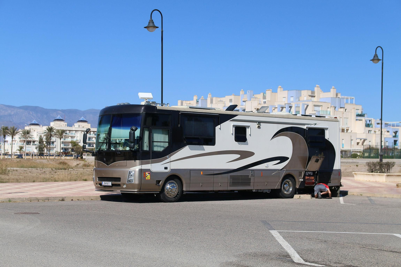 Fotogalería de las autocaravanas aparcadas en Roquetas