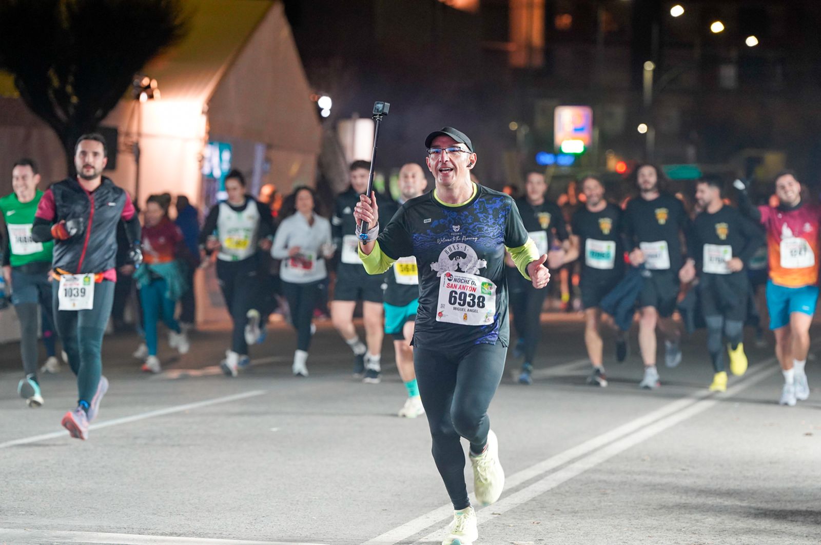 En imágenes: búscate en tu llegada a meta de la Carrera de San Antón 2026 (16)