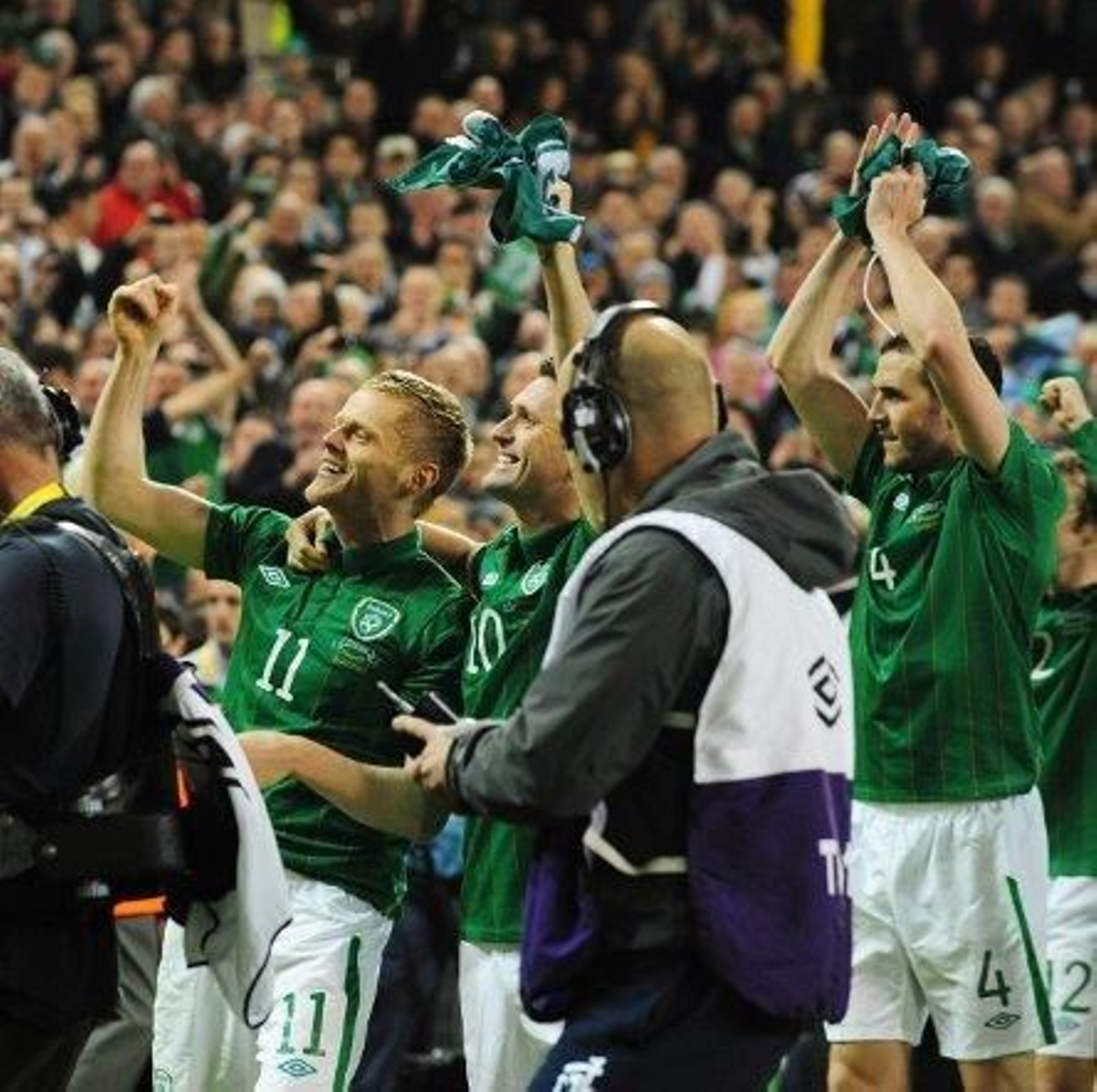 Irlanda, Trapattoni dirige y Robbie Keane golea