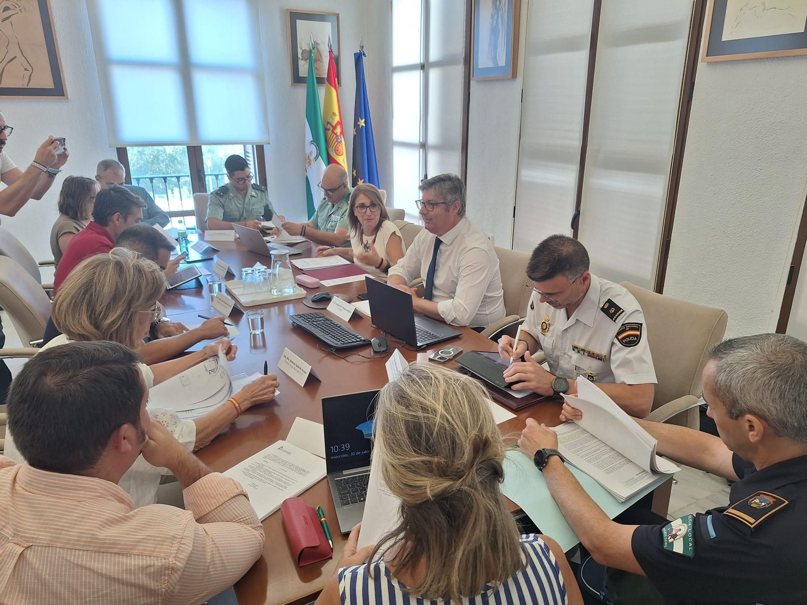 Un momento de la junta local de seguridad de Puente Genil.