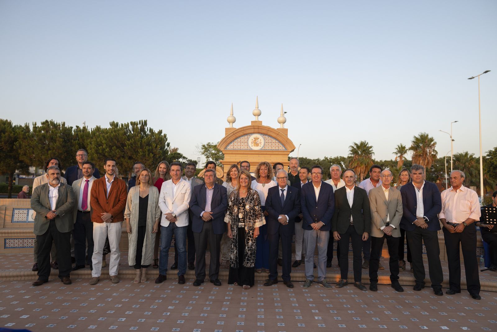Imágenes de la inauguración De la Fuente de las Naciones en el Paseo de la Ría
