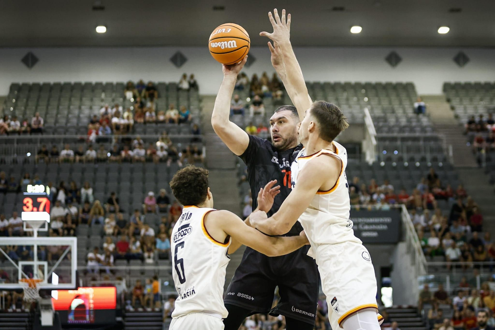 Beqa Burjanadze no estuvo especialmente acertado ante el UCAM Murcia.