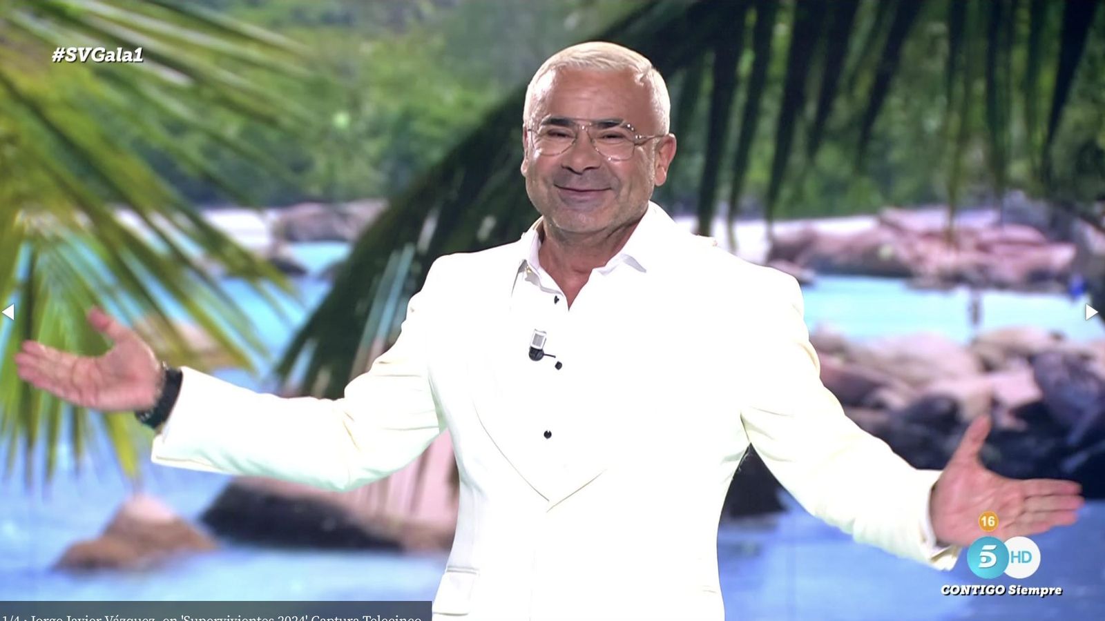 Jorge Javier Vázquez en su entrada triunfal al plató de 'Supervivientes'