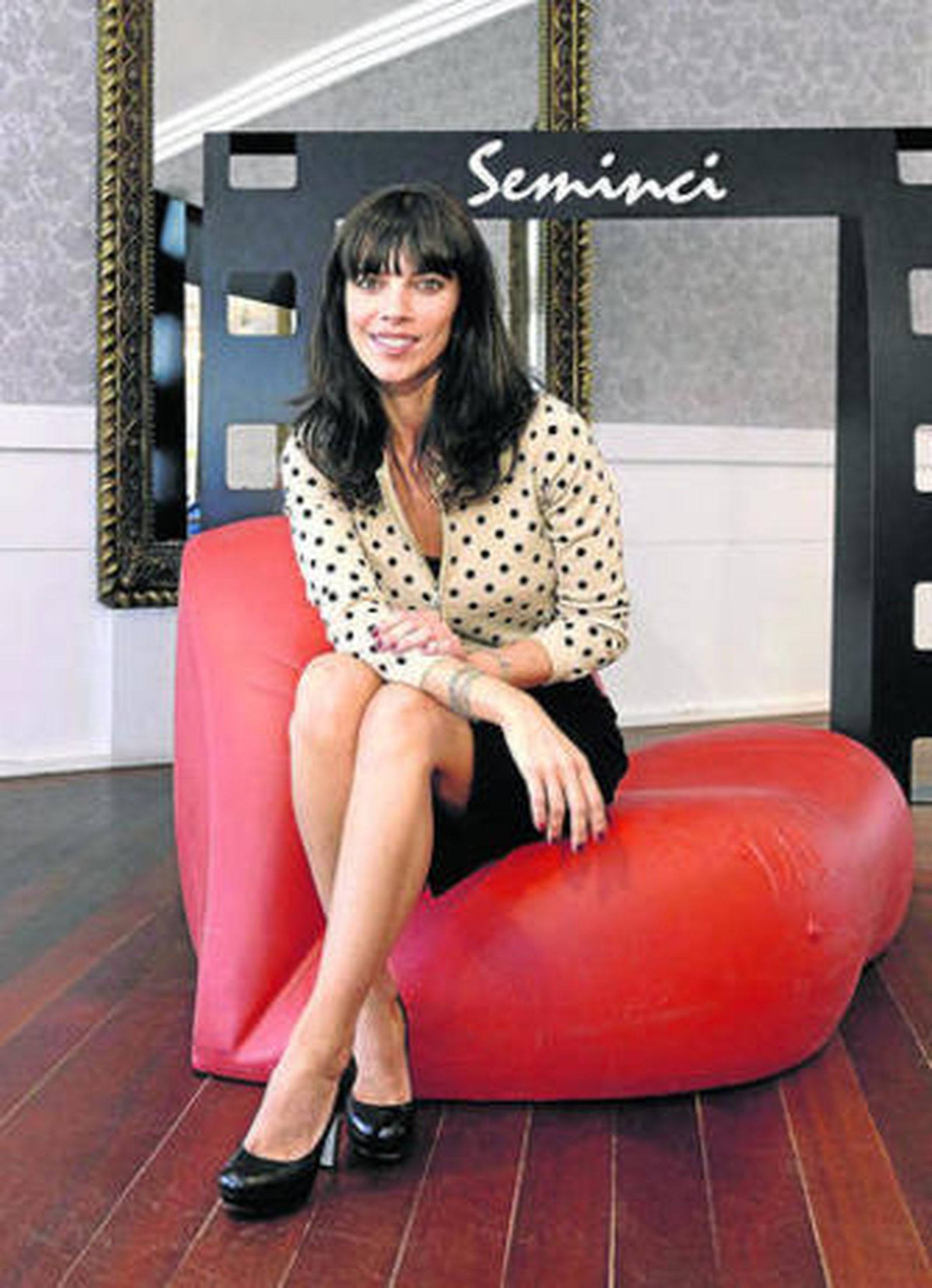 Maribel Verdú viaja hasta la España de los años 40 en 'De tu ventana a la mía'