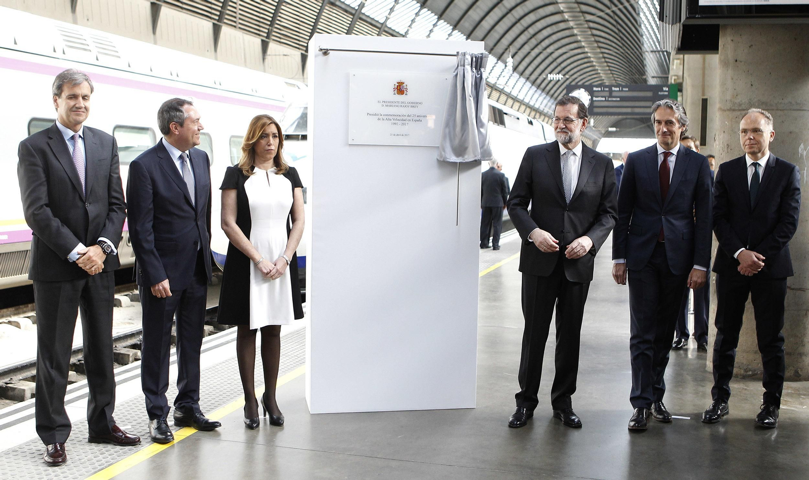 Las imágenes de la conmemoración de los 25 años del AVE