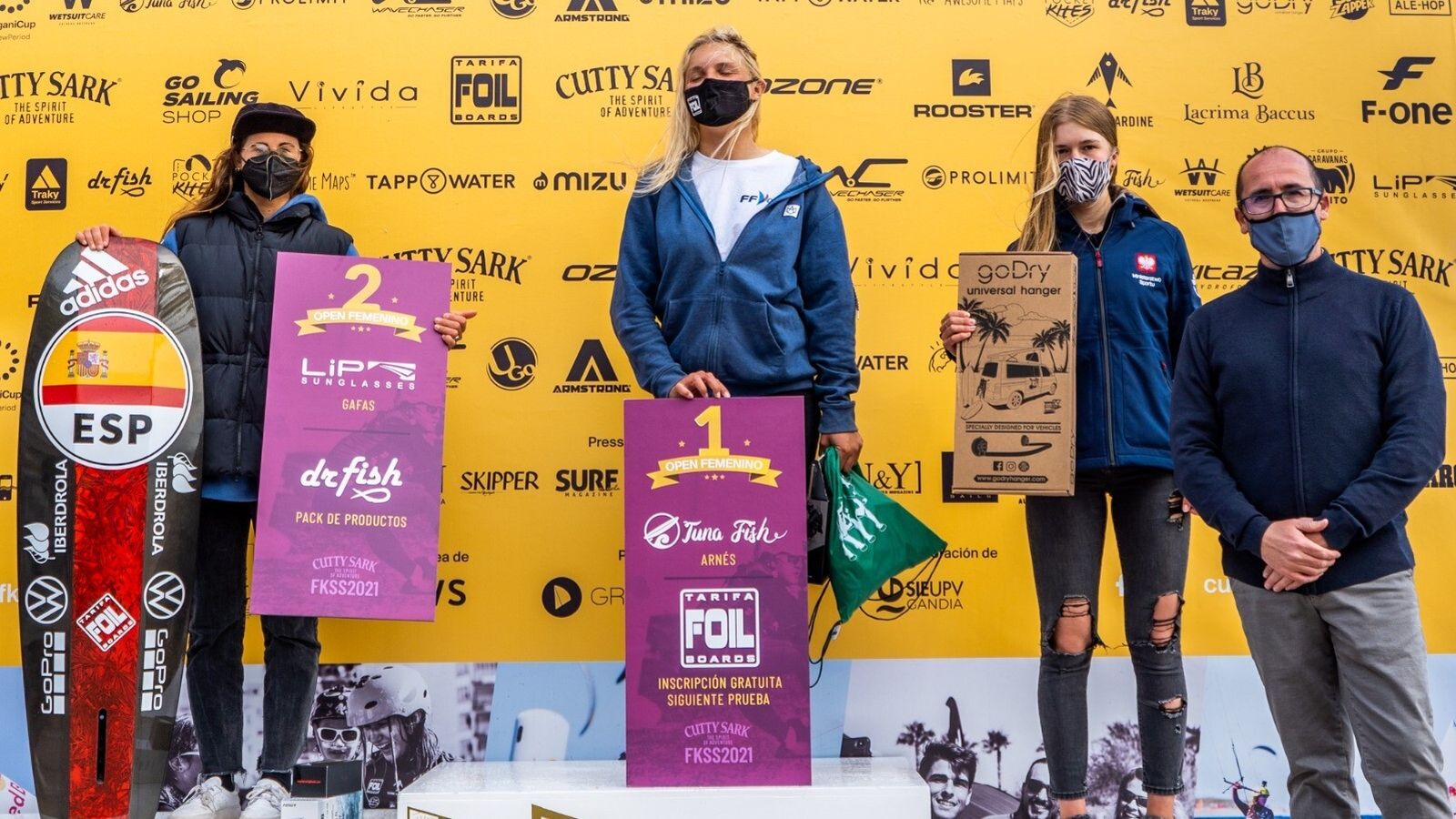 Gisela Pulido en el segundo puesto del podio en Pálamos.