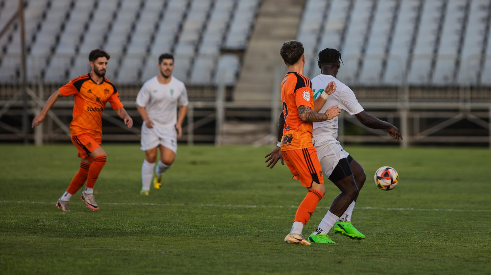 Las imágenes del triunfo del Xerez CD en el Trofeo Antonio Moure