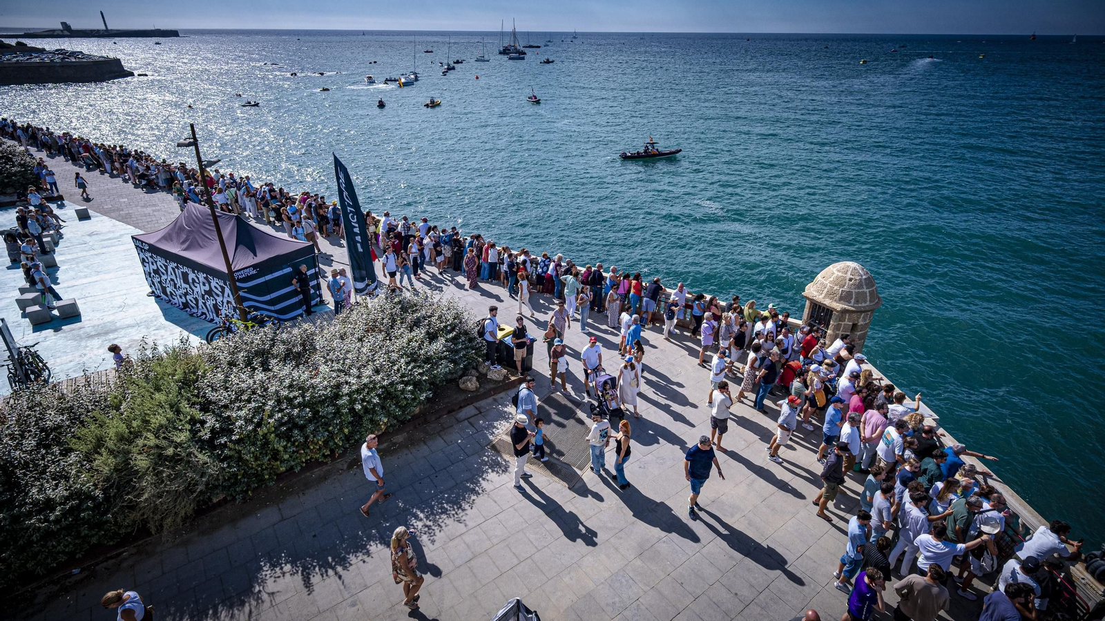 Las imágenes que dejó en Cádiz el domingo de Sail GP
