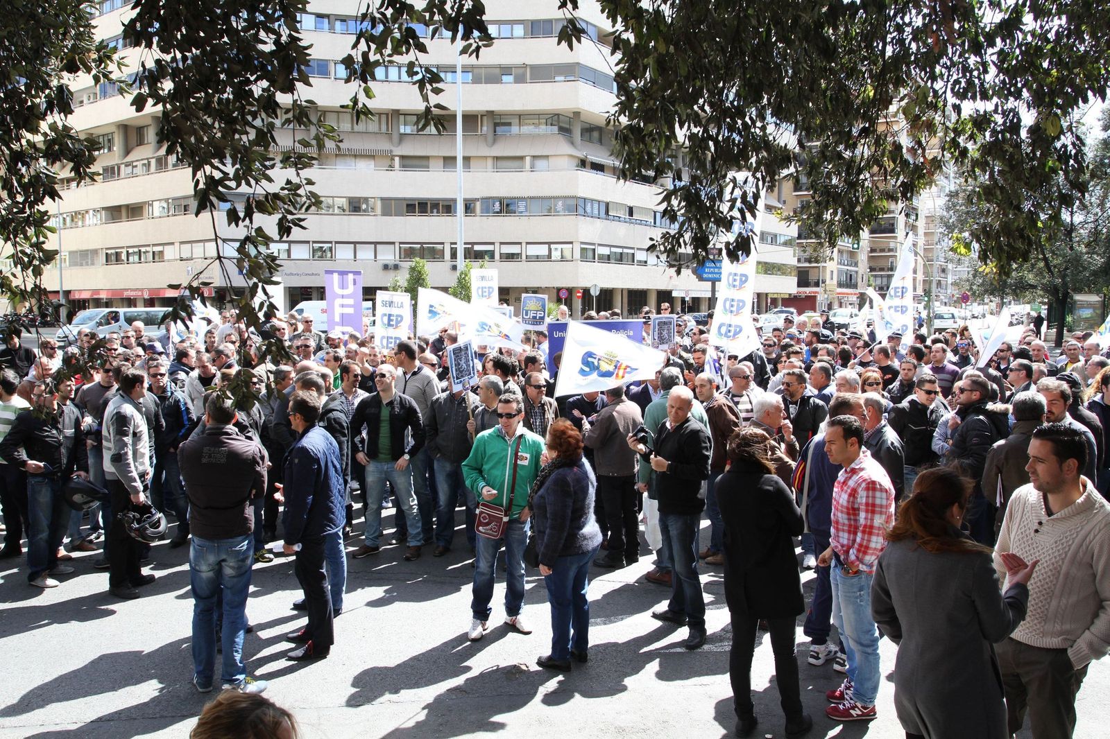 Concentración de protesta de los sindicatos de la Policía, entre ellos el SUP.