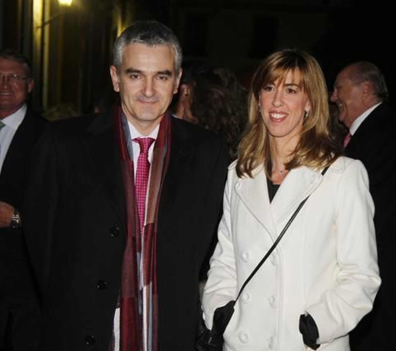 Raúl Jara, director financiero de Persán, y Sara Oviedo. 

Foto: Antonio Pizarro / Juan Carlos Vázquez / Victoria Hidalgo / Manuel Gómez