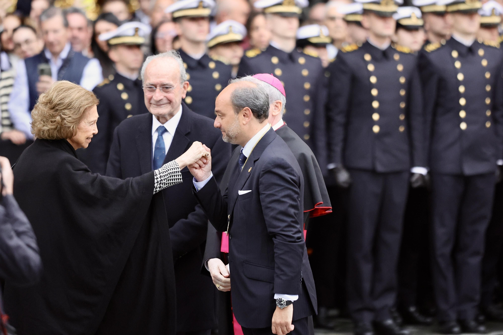 Las fotos de la Legión en el traslado del Cristo de Mena en Málaga este Jueves Santo Las fotos de la Legión en el traslado del Cristo de Mena en Málaga este Jueves Santo