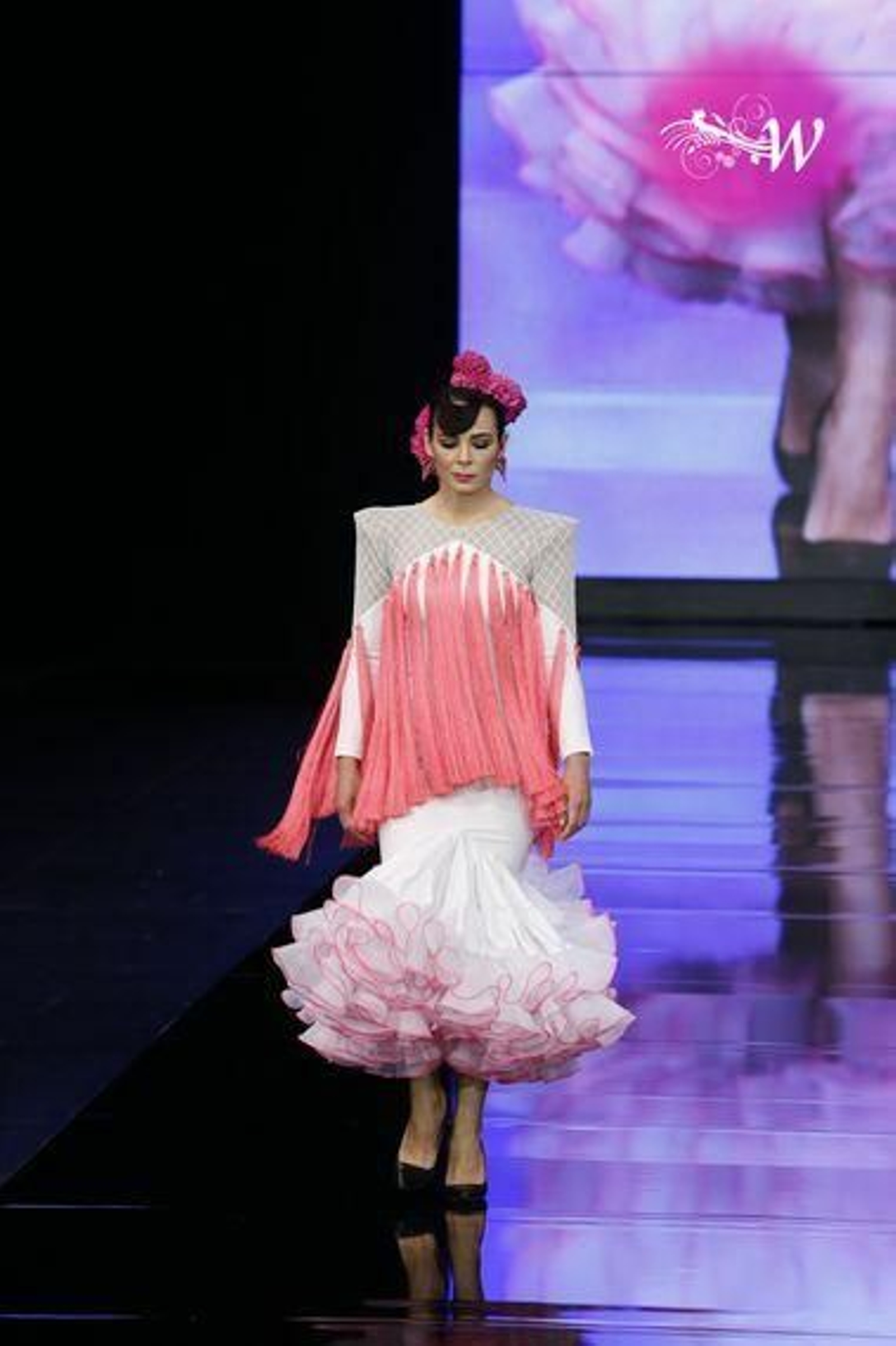 Verónica de la Vega presenta su colección de flamenca en SIMOF 2020, estas son las fotos