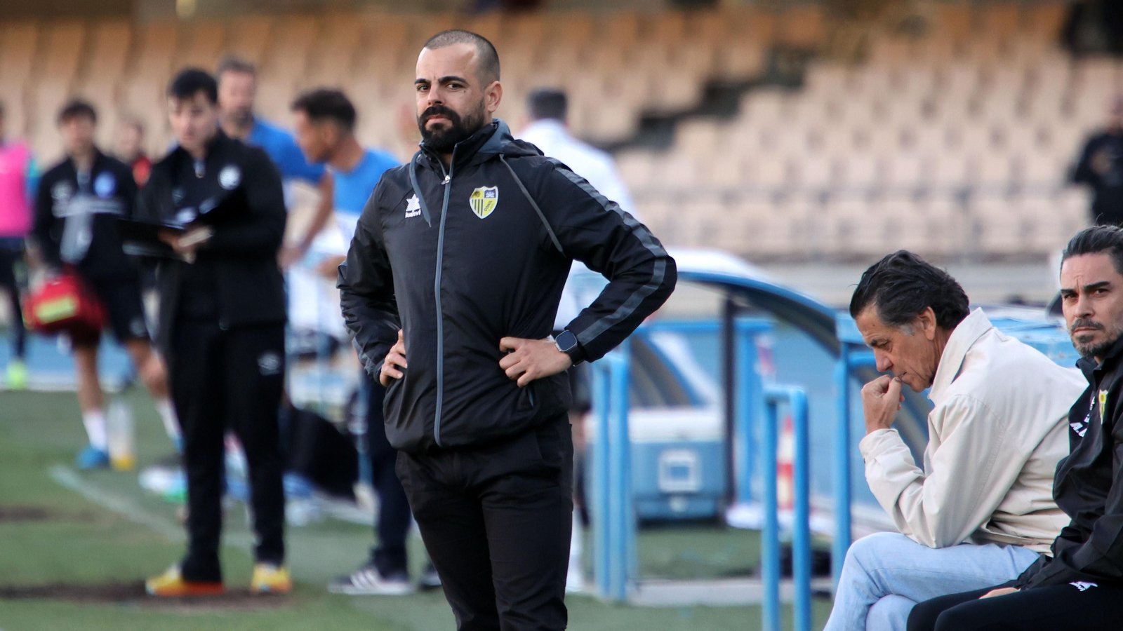 Imágenes del Xerez DFC - Conil CF en Chapín