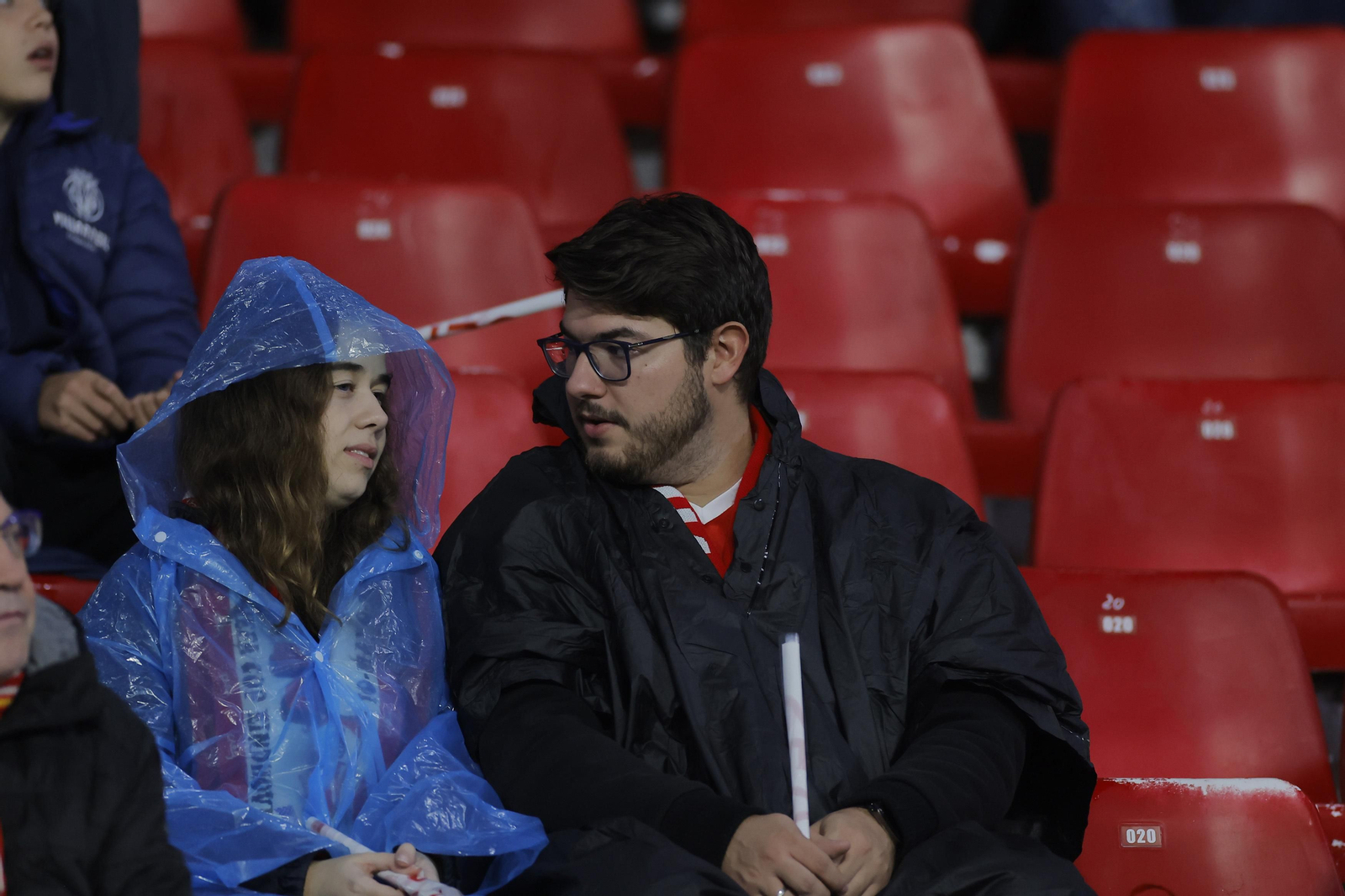 Búscate en las fotos del Sevilla Fc- PSV