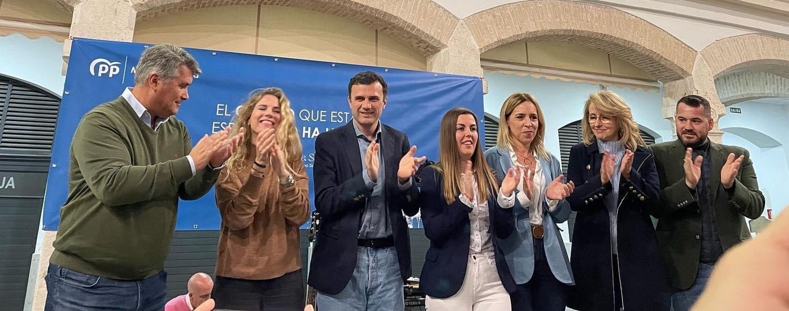 Mister Campari no estaba muerto, que estaba de parranda