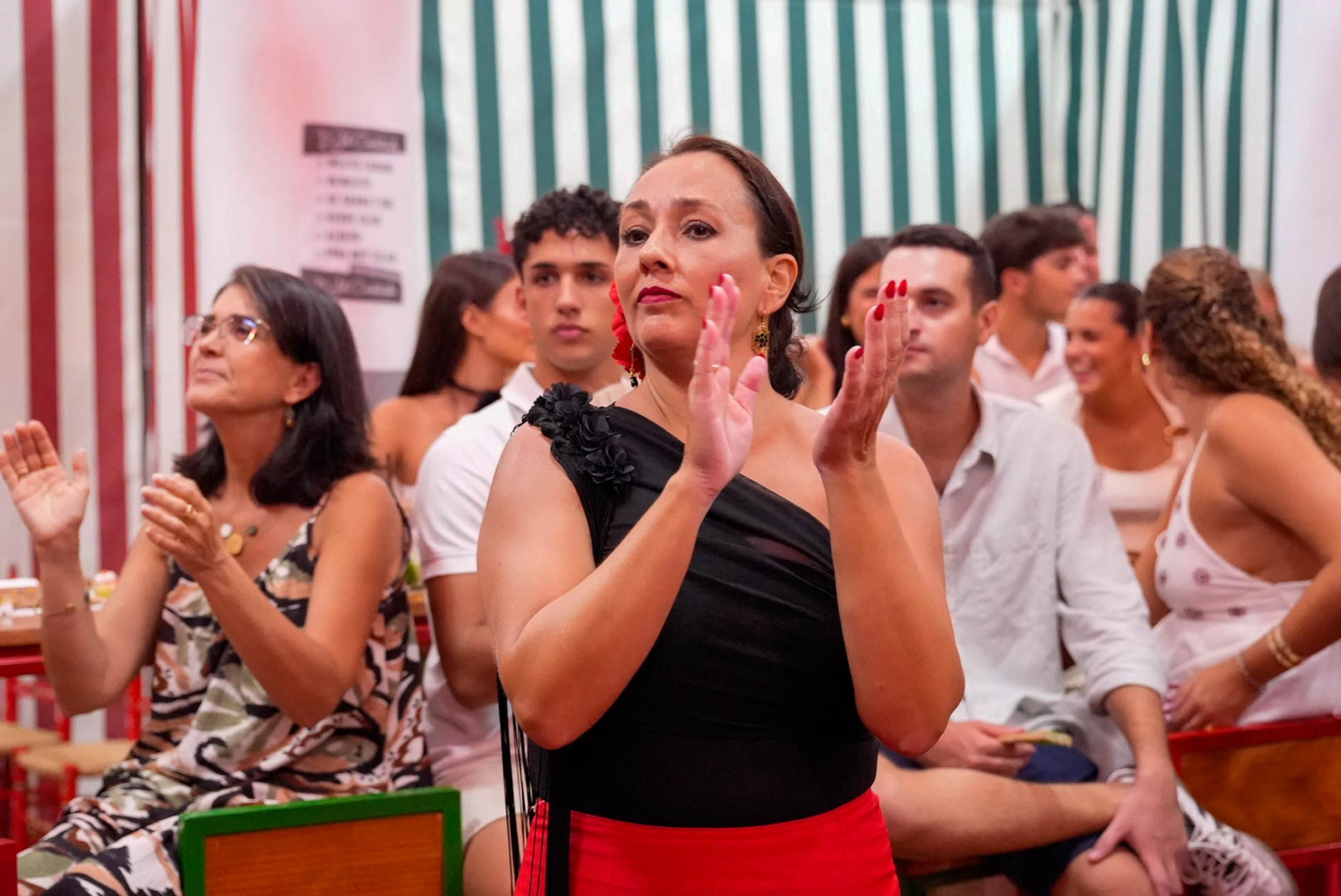 La final del concurso de sevillanas en la Lola