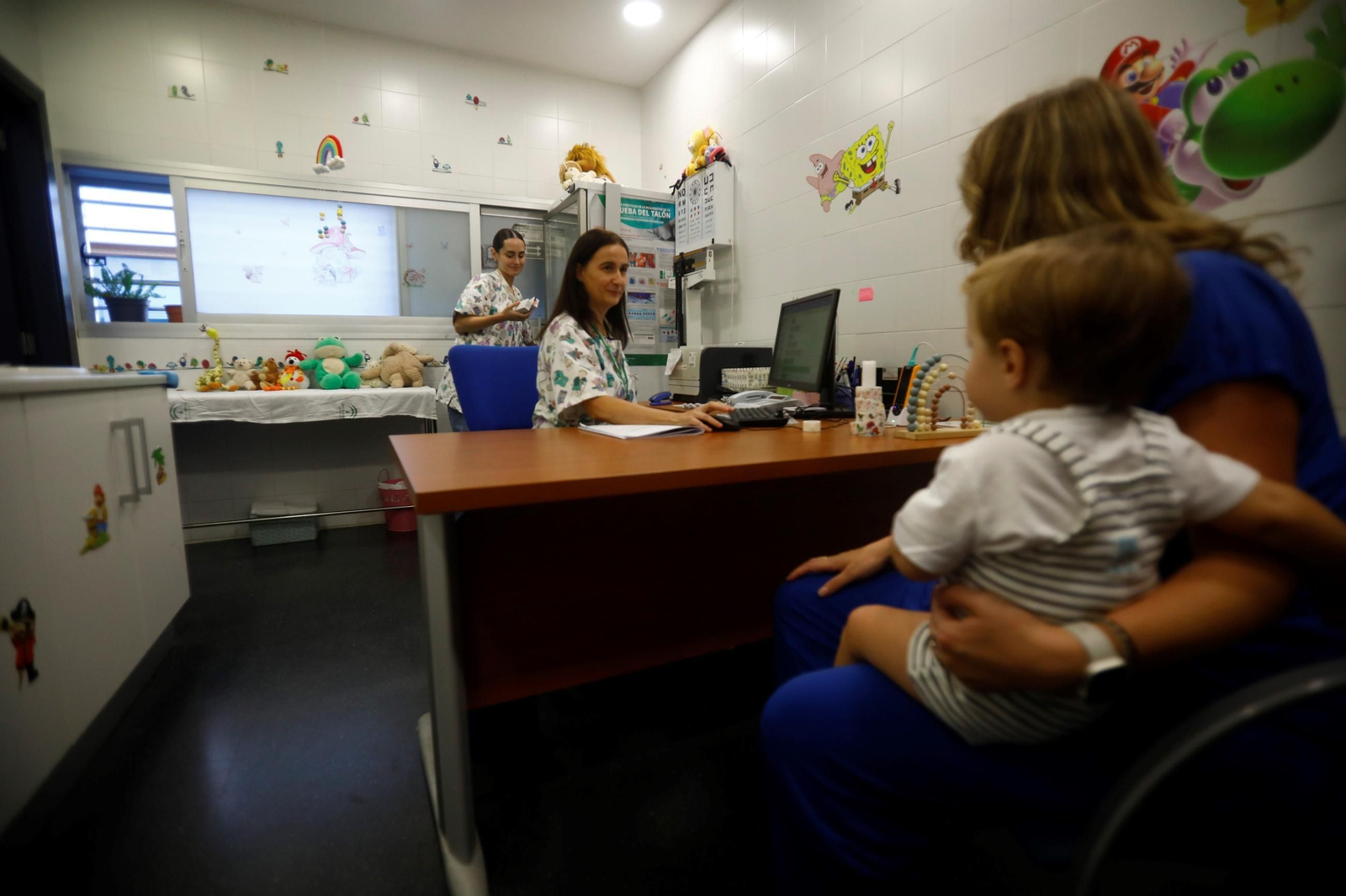 El inicio de la campaña de vacunación contra la gripe, en imágenes