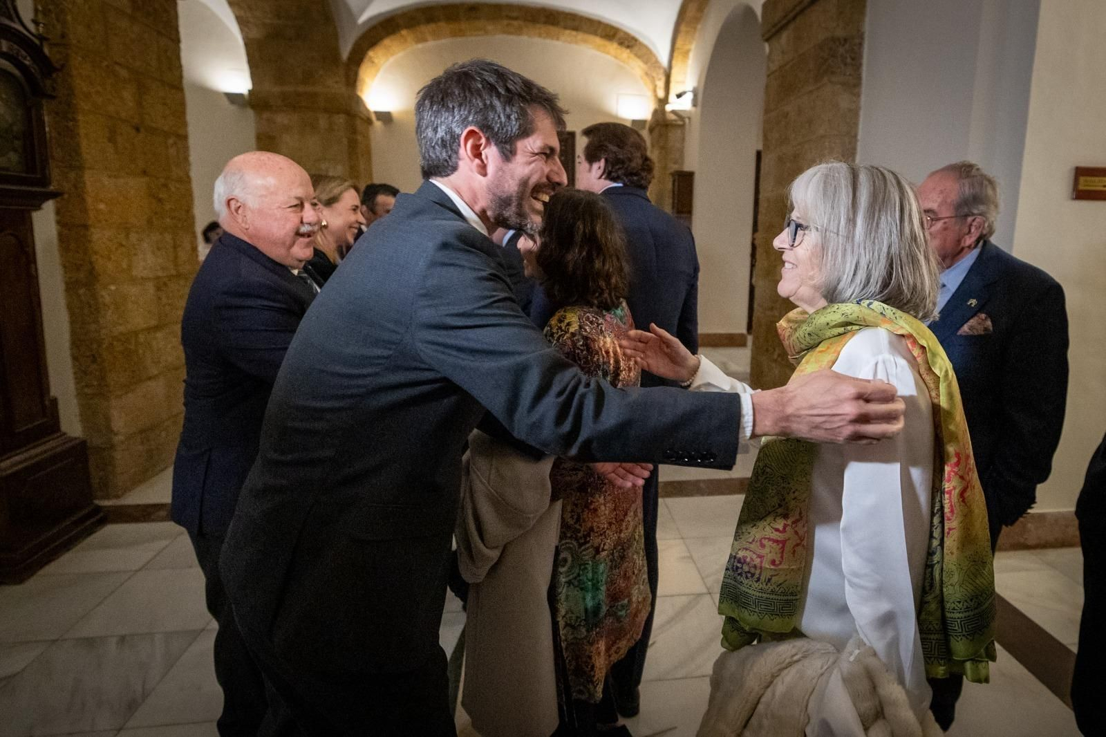 Las imágenes de la cena de los premiados con la Medalla de Oro de las Bellas Artes en la Diputación de  Cádiz