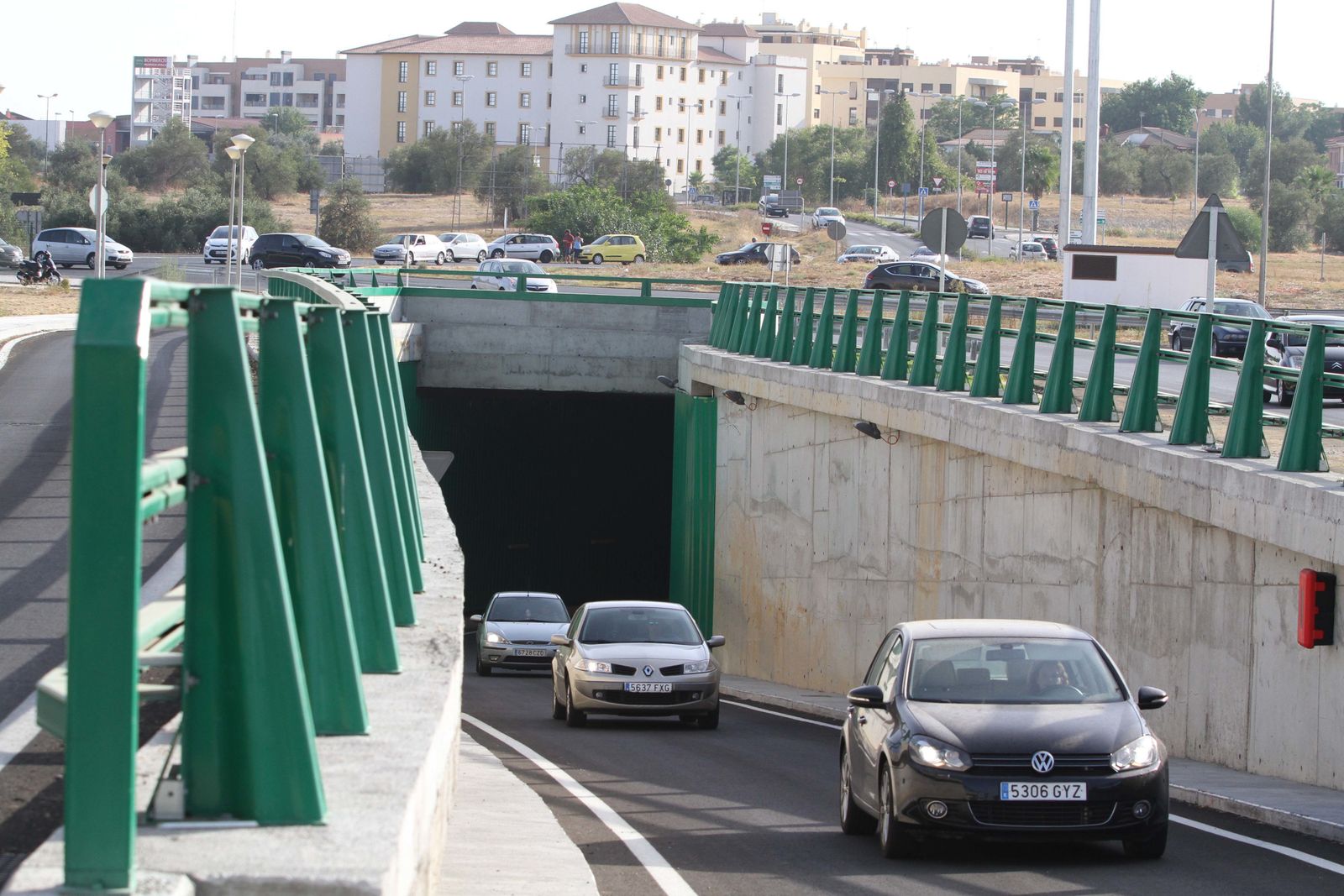 Una vista de Mairena, donde hay bonificaciones a vehículos eléctricos o híbridos y a viviendas con energía solar.