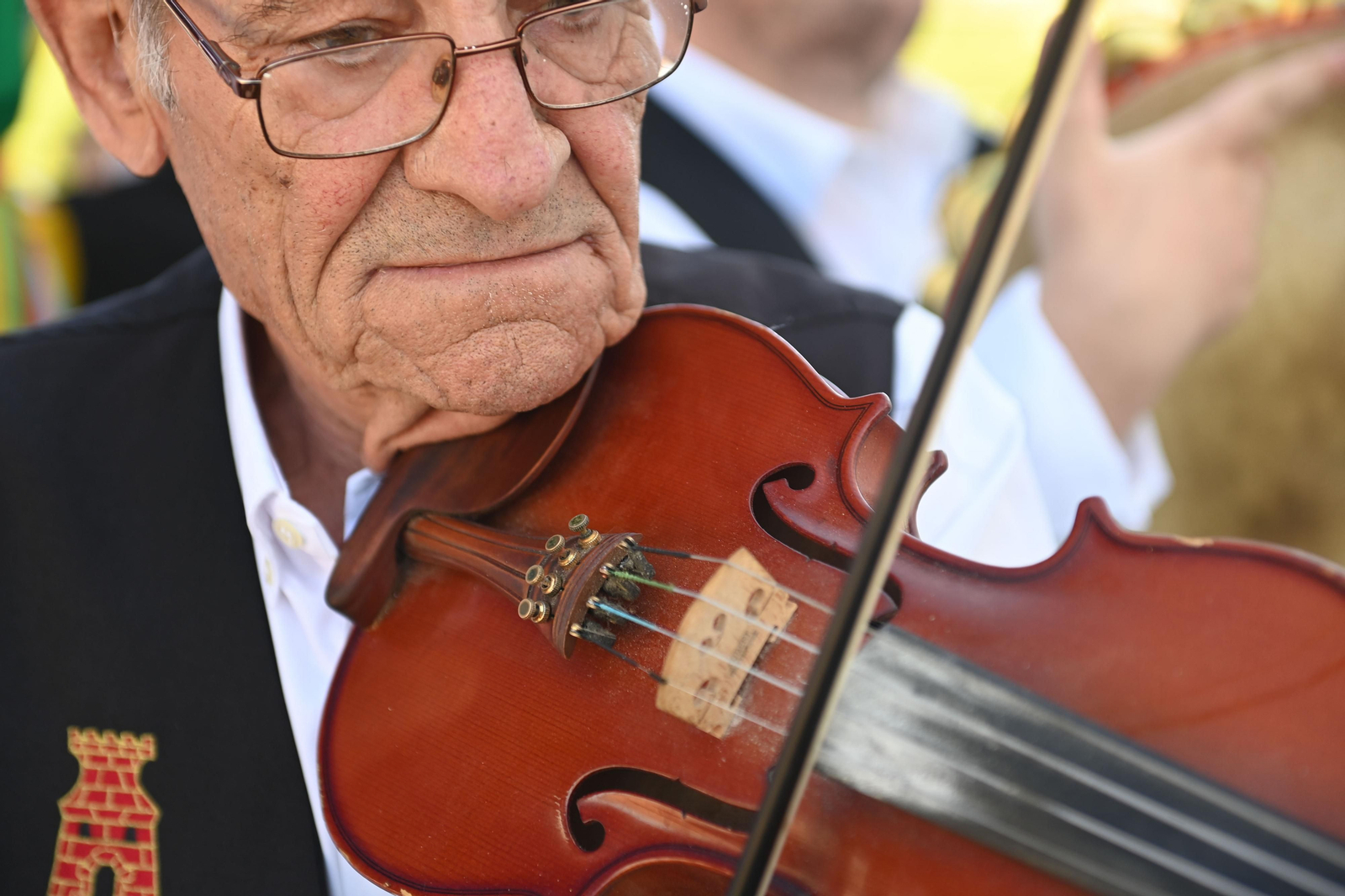 La Vega de Mestanza se reivindica al ritmo de los verdiales