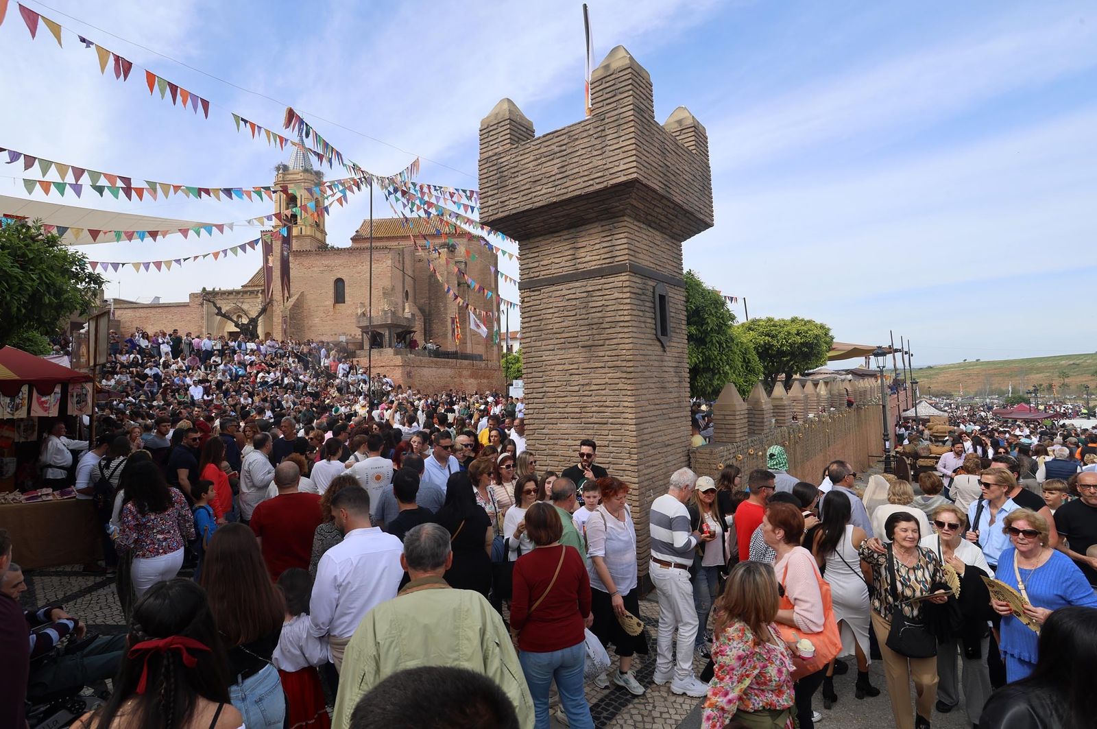 Imágenes del ambiente en el sábado 16 de marzo en Huelva