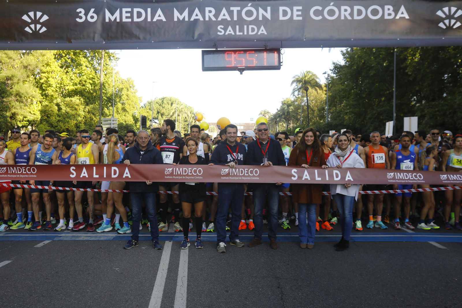 Las imágenes de la salida de la 36 Media Maratón de Córdoba