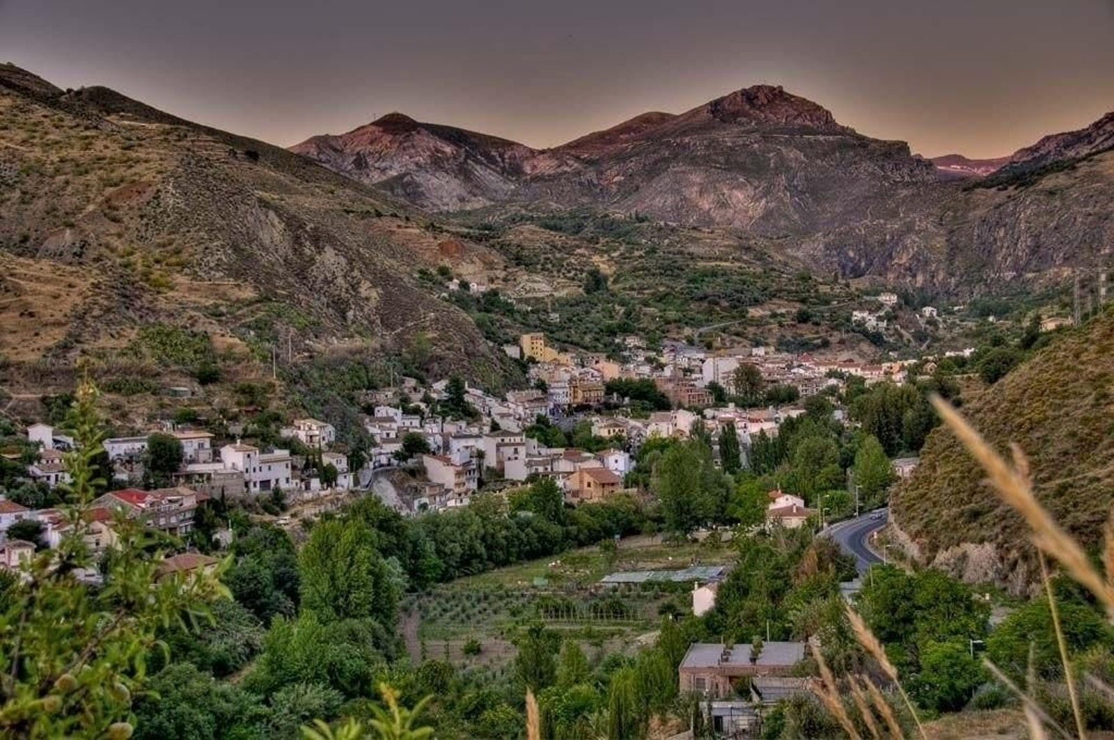 Vista general de Monachil, uno de los municipios incluidos en las ayudas.