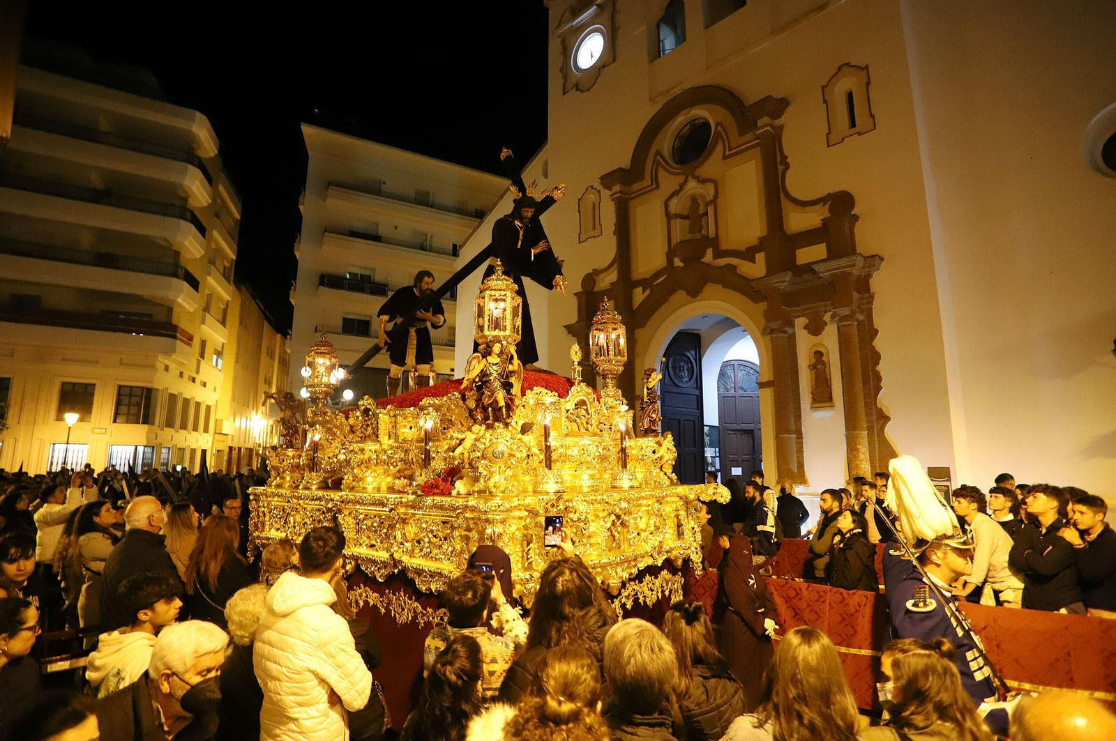 Imágenes del Nazareno en la madrugá de Huelva