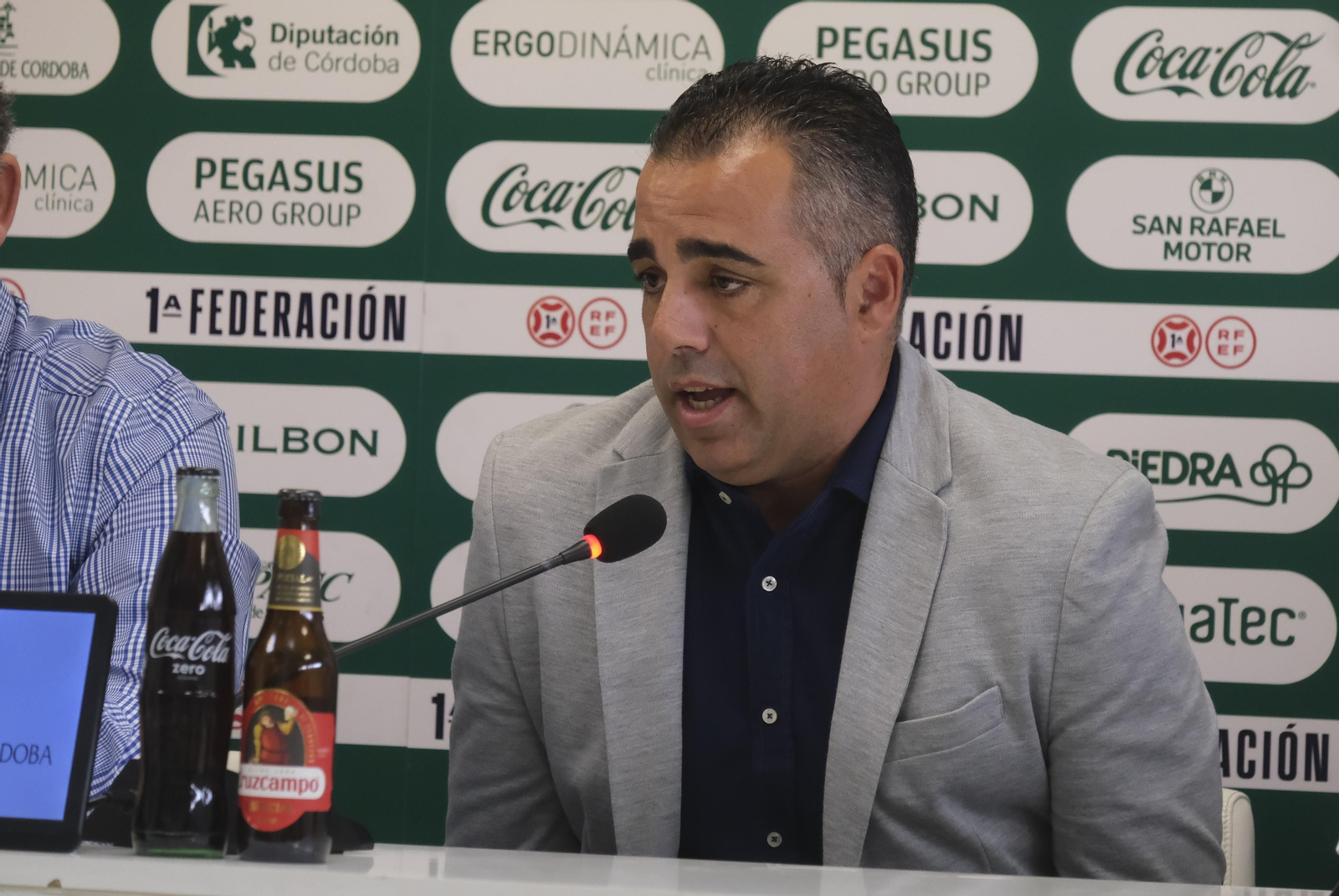 La renovación de Juanito y Germán Crespo con el Córdoba CF, en imágenes