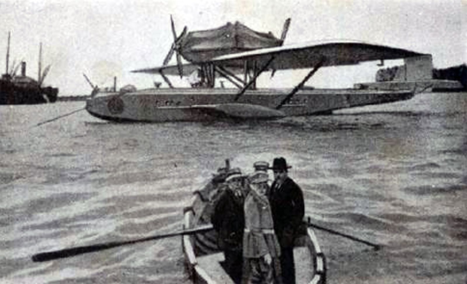 El hidroavión Plus Ultra.