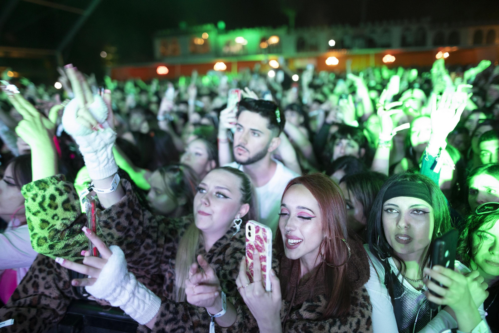 Yung Beef y La Zowi desatan la locura en el festival Infierno