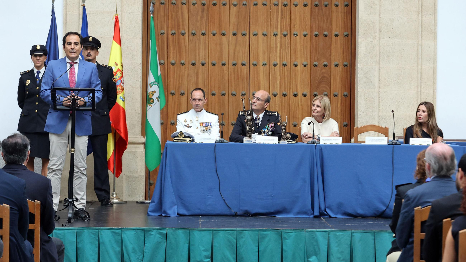 Imágenes del Día de la Policía Nacional en Jerez