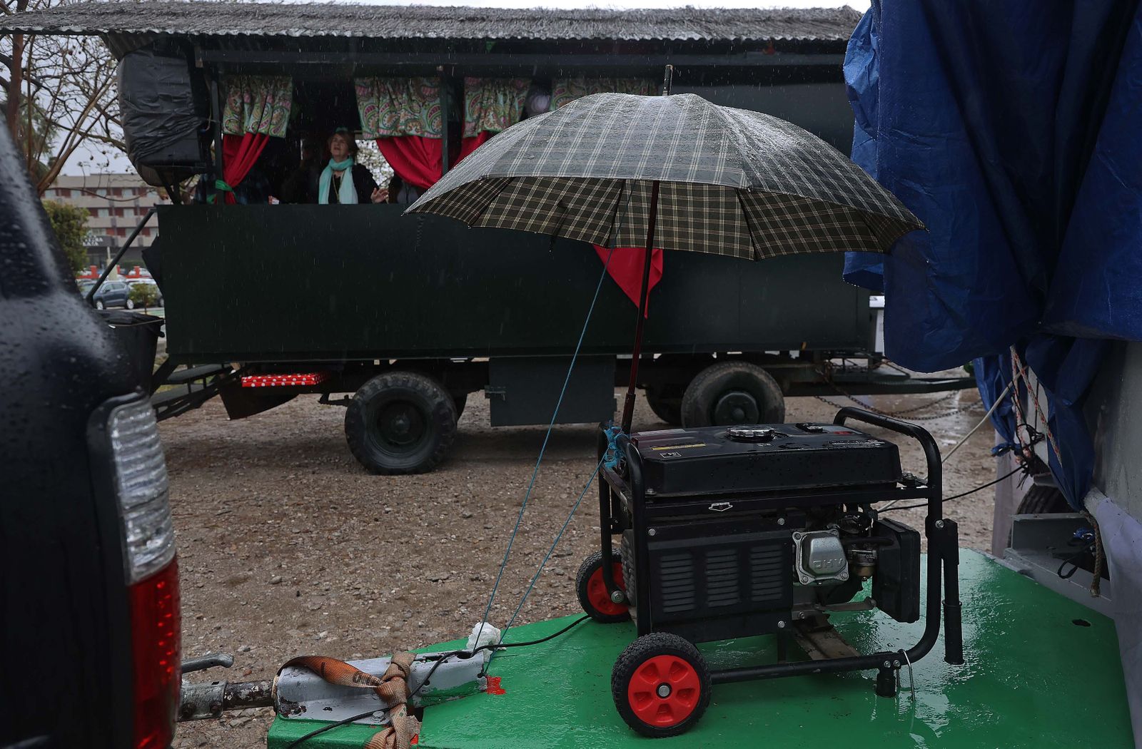 Búscate en las fotos del sábado en la romería de Los Barrios