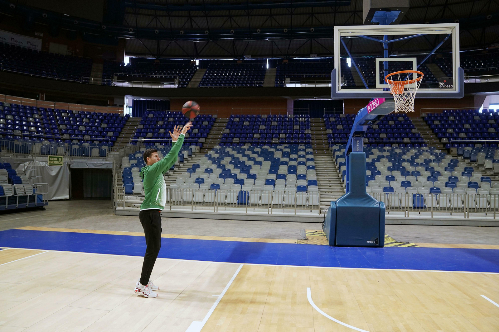 Las fotos del regreso a Málaga de Milosavljevic