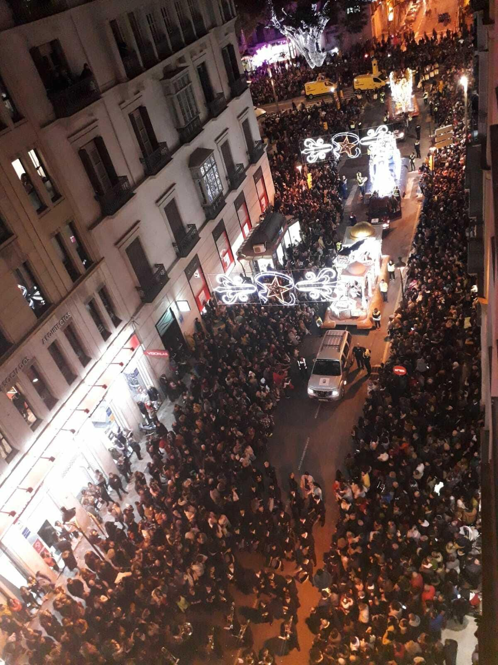 Miles de personas en la Cabalgata de Málaga.
