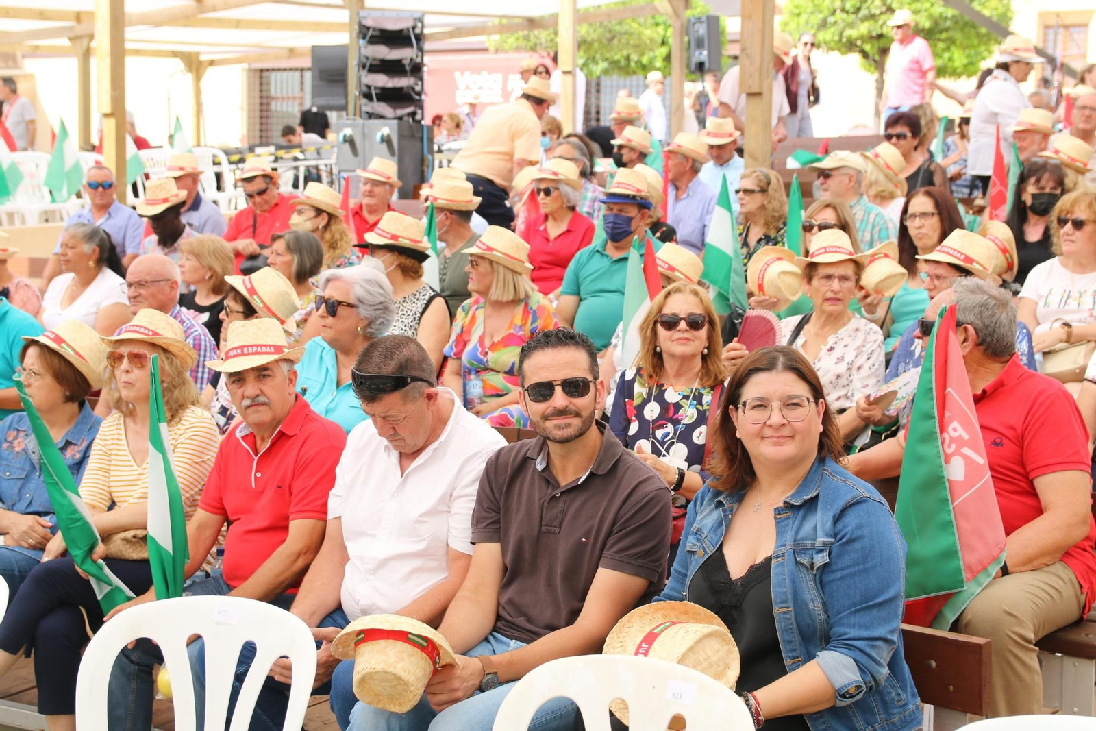 Juan Espadas comienza la campaña electoral con Pedro Sánchez, en imágenes