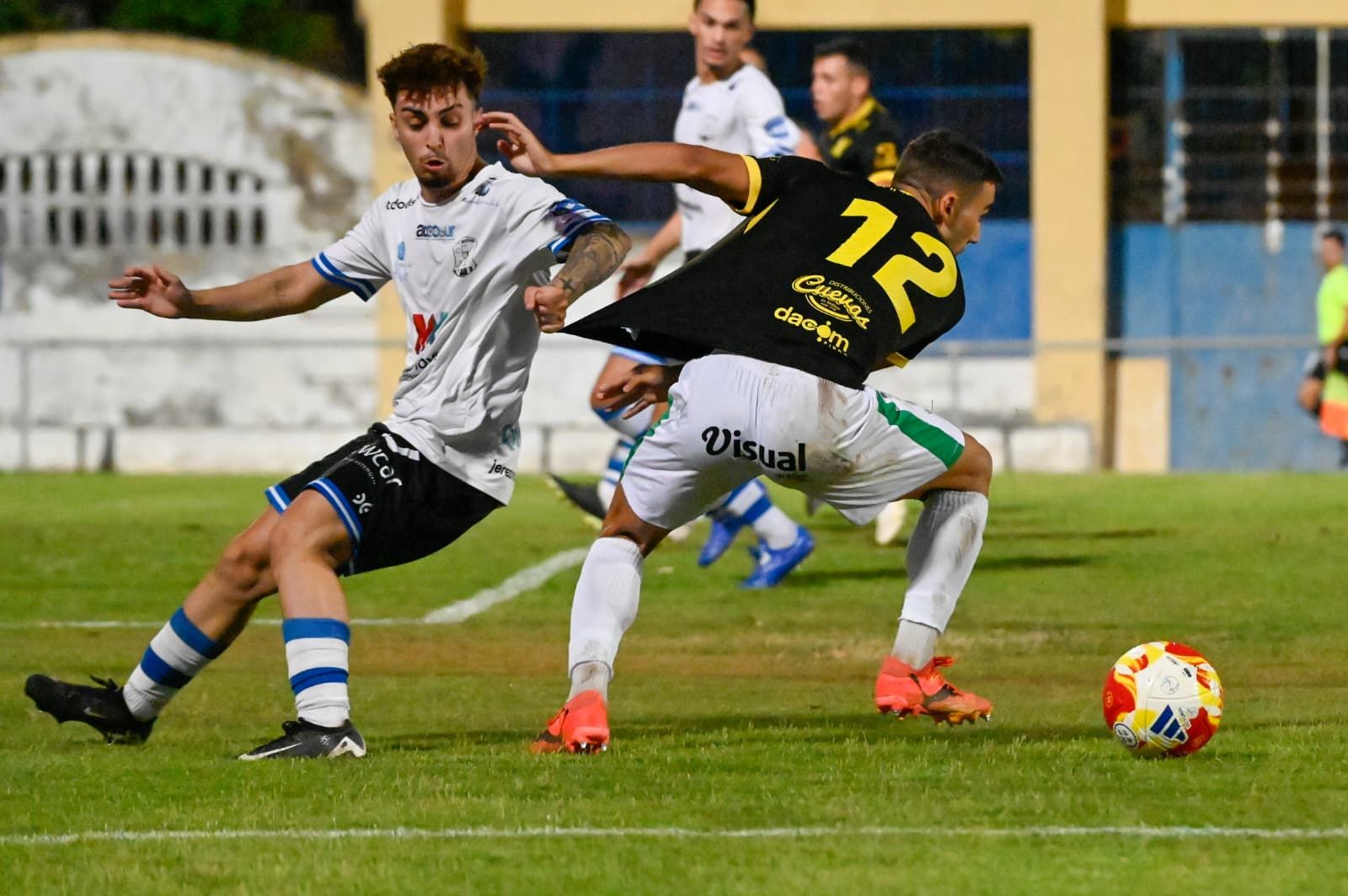 Las mejores imágenes del Jerez Industrial-Sanluqueño en el Pedro Garrido