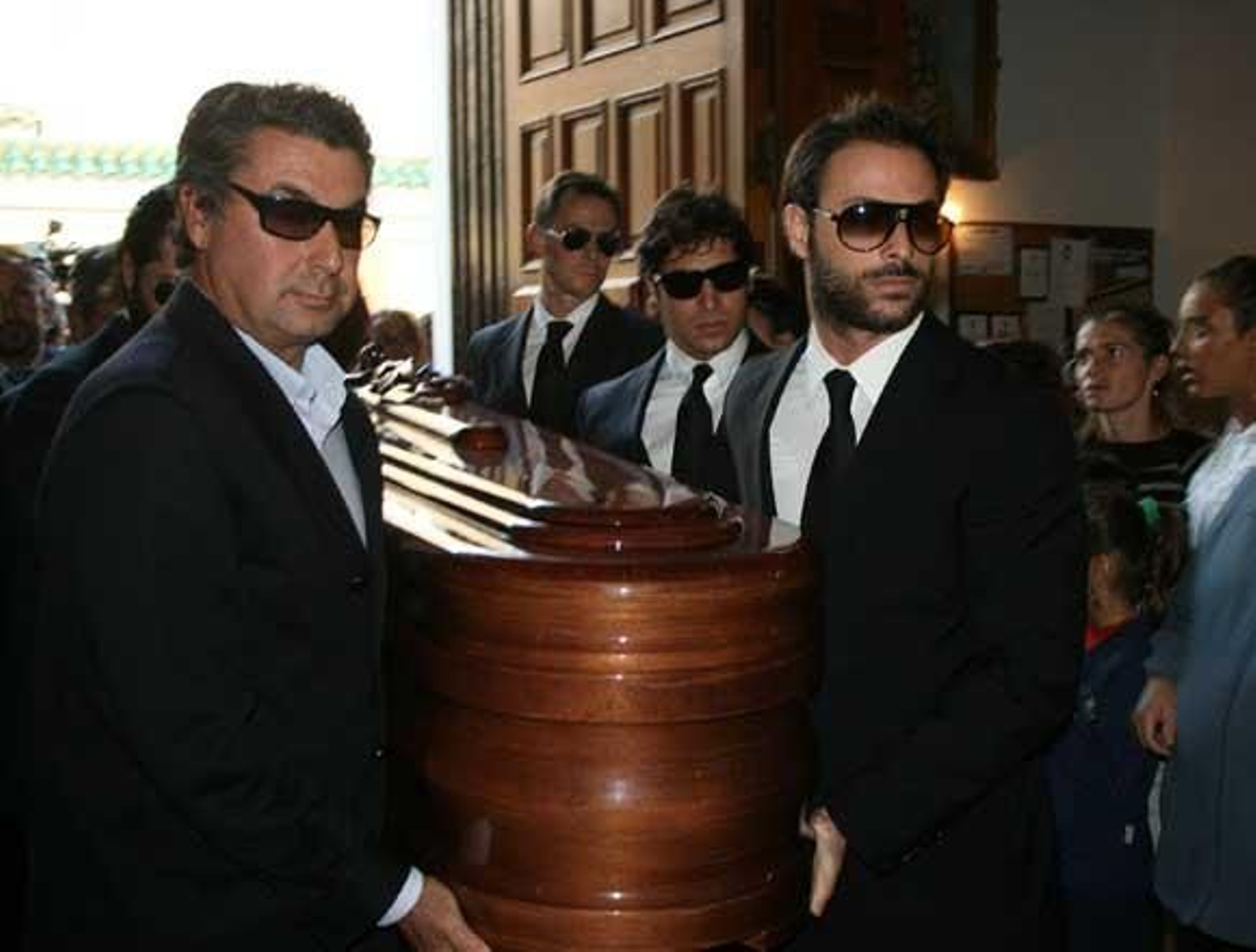 Barbate da el último adiós al padre de 'Paquirri'