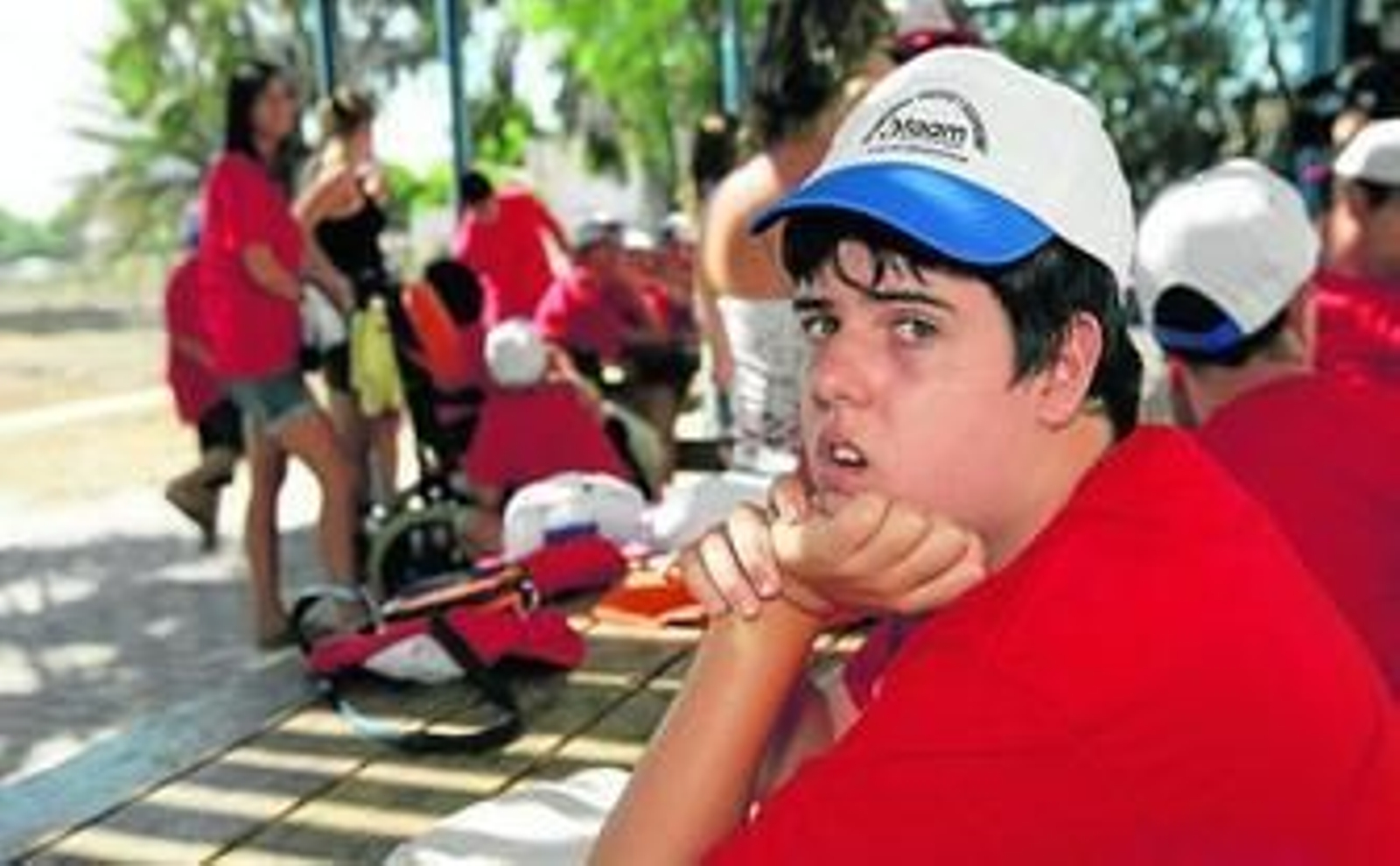 Una de las chicas que disfrutaron este verano del campamento joven de la Faam en Aguadulce.