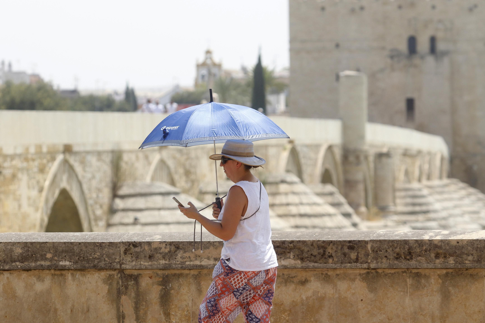 Córdoba se asfixia con las temperaturas máximas de España, en imágenes